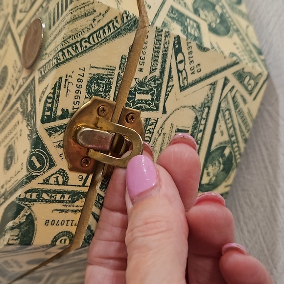 Money themed decoupaged box hand crafted foreign coins keepsake box paper lined - Picture 9 of 16